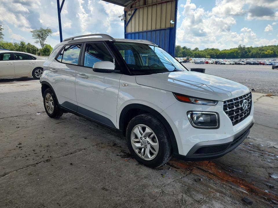 Photo 4 from auction – 2020 HYUNDAI VENUE with VIN KMHRC8A30LU043610