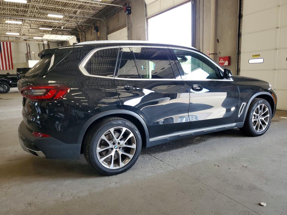 Photo 3 from auction – 2021 BMW X5 with VIN 5UXCR6C08M9D94674