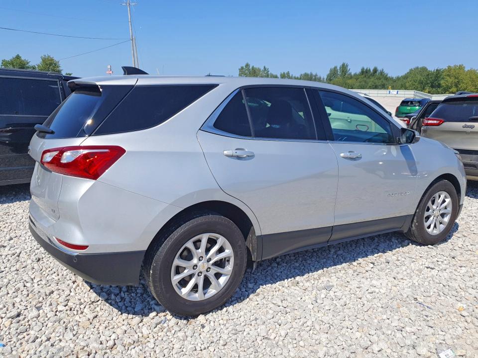 Photo 3 from auction – 2018 CHEVROLET EQUINOX with VIN 3GNAXJEVXJL124539