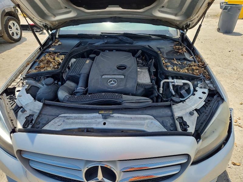 Photo 11 from auction – 2015 MERCEDES-BENZ C with VIN 55SWF4JB4FU094148