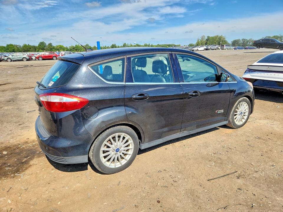 Photo 3 from auction – 2013 FORD C-MAX with VIN 1FADP5CU2DL520638