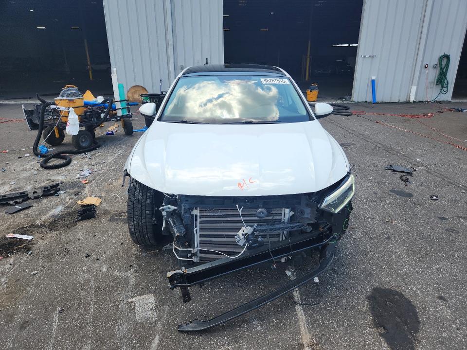 Foto 5 de la subasta – 2020 VOLKSWAGEN JETTA con VIN 3VWEB7BU3LM062547