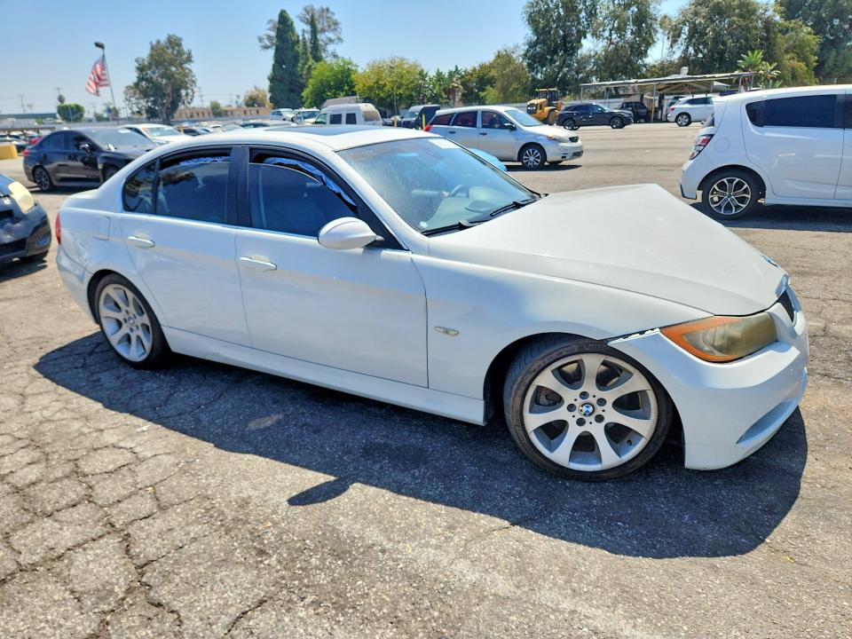 Photo 4 from auction – 2006 BMW 330 with VIN WBAVB33546PS19419