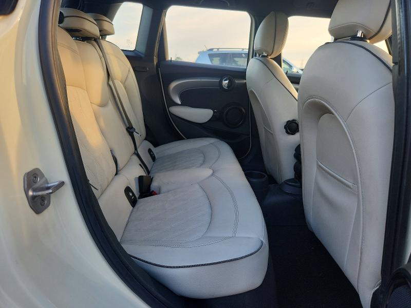 Photo 10 from auction – 2021 MINI COOPER with VIN WMWXU9C02M2P04629