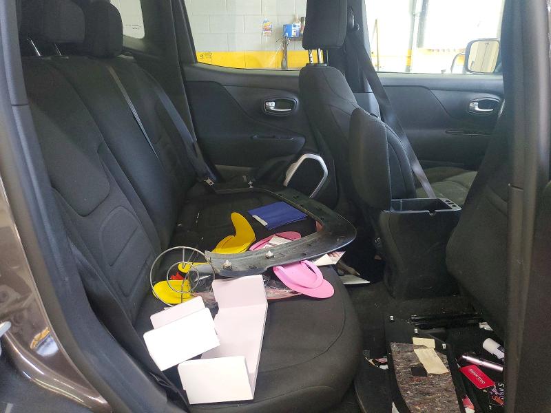 Photo 10 from auction – 2019 JEEP RENEGADE with VIN ZACNJABB2KPK07880