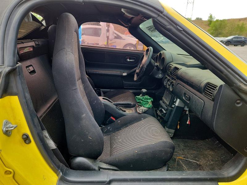 Photo 10 from auction – 2002 TOYOTA MR2 with VIN JTDFR320520046246