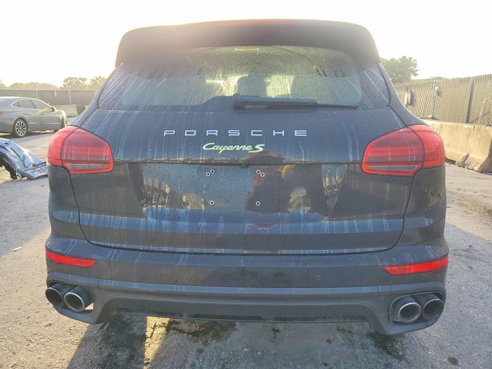 Photo 6 from auction – 2016 PORSCHE CAYENNE with VIN WP1AE2A24GLA16551