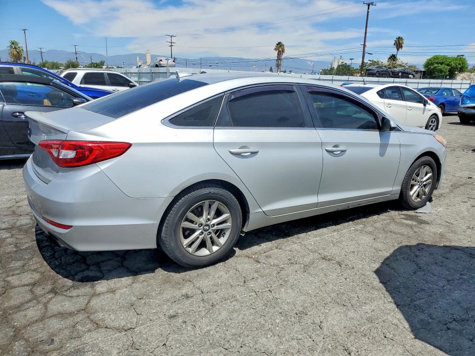 Photo 3 from auction – 2017 HYUNDAI SONATA with VIN 5NPE24AF8HH542133