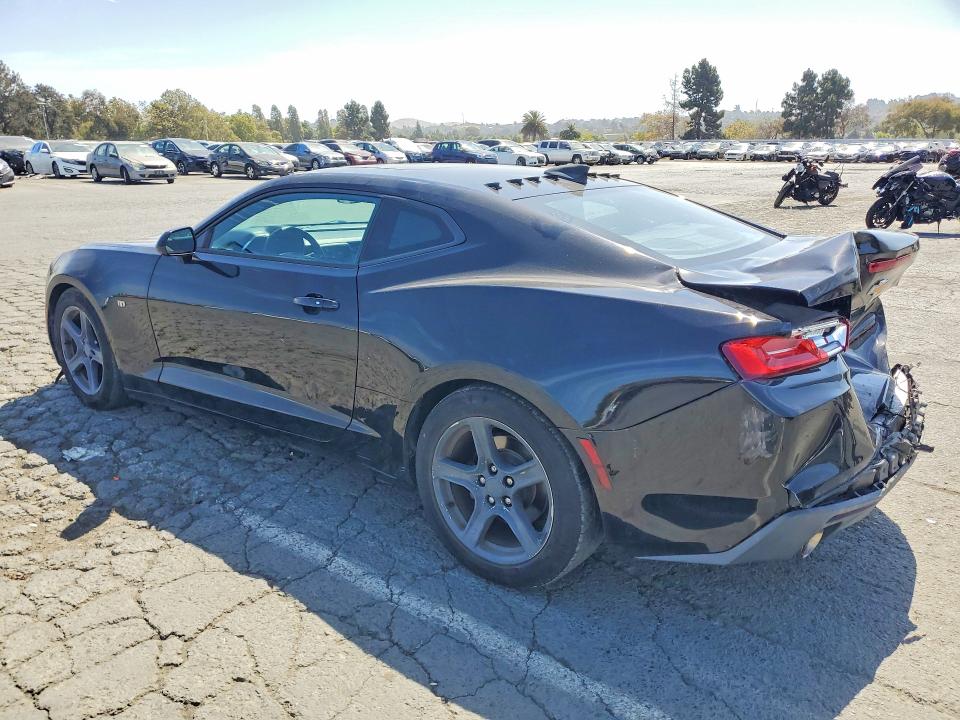 Photo 2 from auction – 2018 CHEVROLET CAMARO with VIN 1G1FB1RS4J0144983