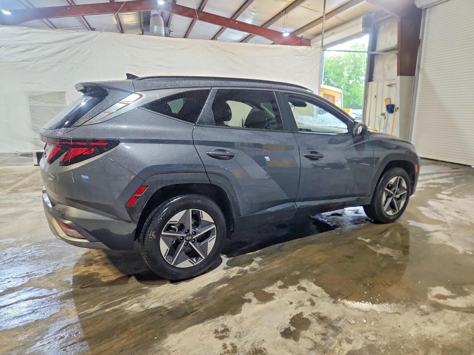 Photo 3 from auction – 2026 HYUNDAI TUCSON with VIN 5NMJBCDE7TH720521