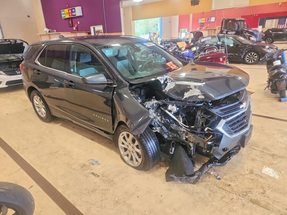 Photo 4 from auction – 2020 CHEVROLET EQUINOX with VIN 2GNAXTEVXL6160976