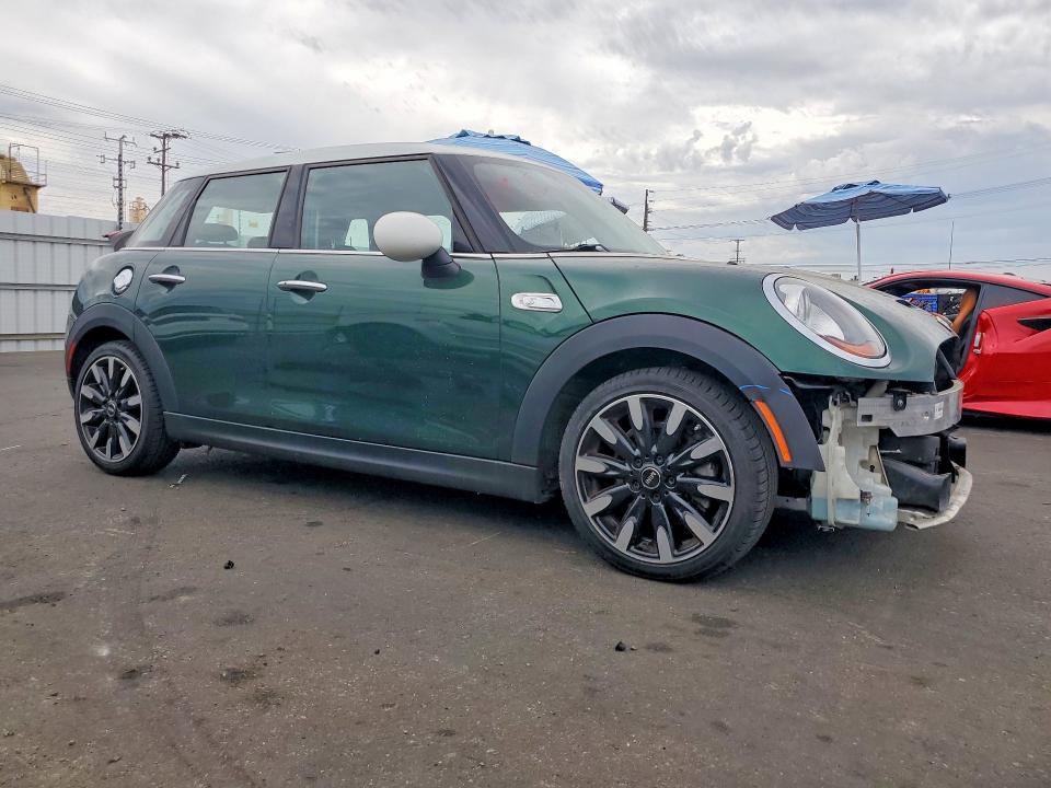 Photo 4 from auction – 2018 MINI COOPER with VIN WMWXU3C5XJ2F50808