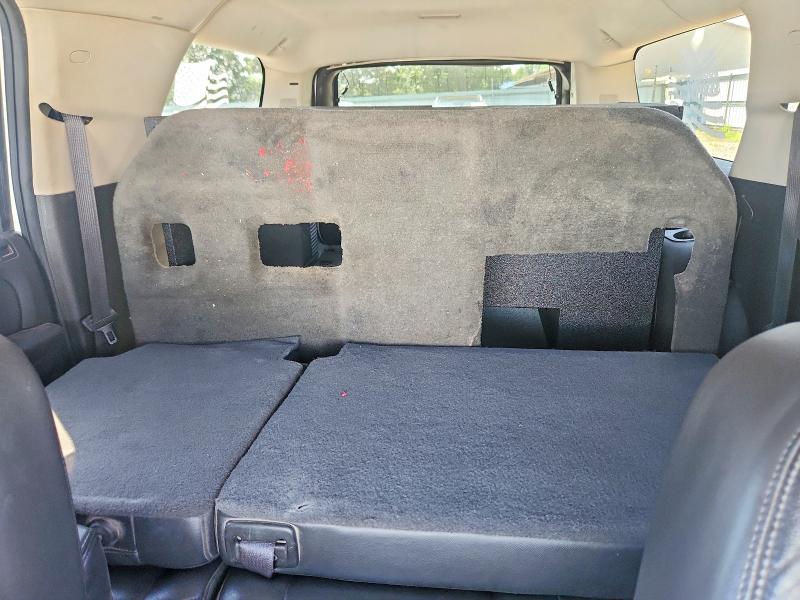 Photo 10 from auction – 2008 CHEVROLET SUBURBAN with VIN 3GNGK26K18G209095