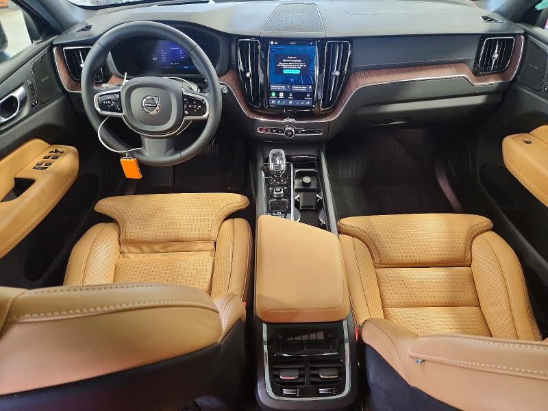 Photo 8 from auction – 2024 VOLVO XC60 with VIN YV4L12RM5R1814810