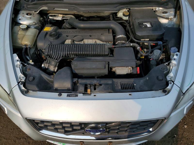 Photo 11 from auction – 2011 VOLVO C30 with VIN YV1672MK2B2231349