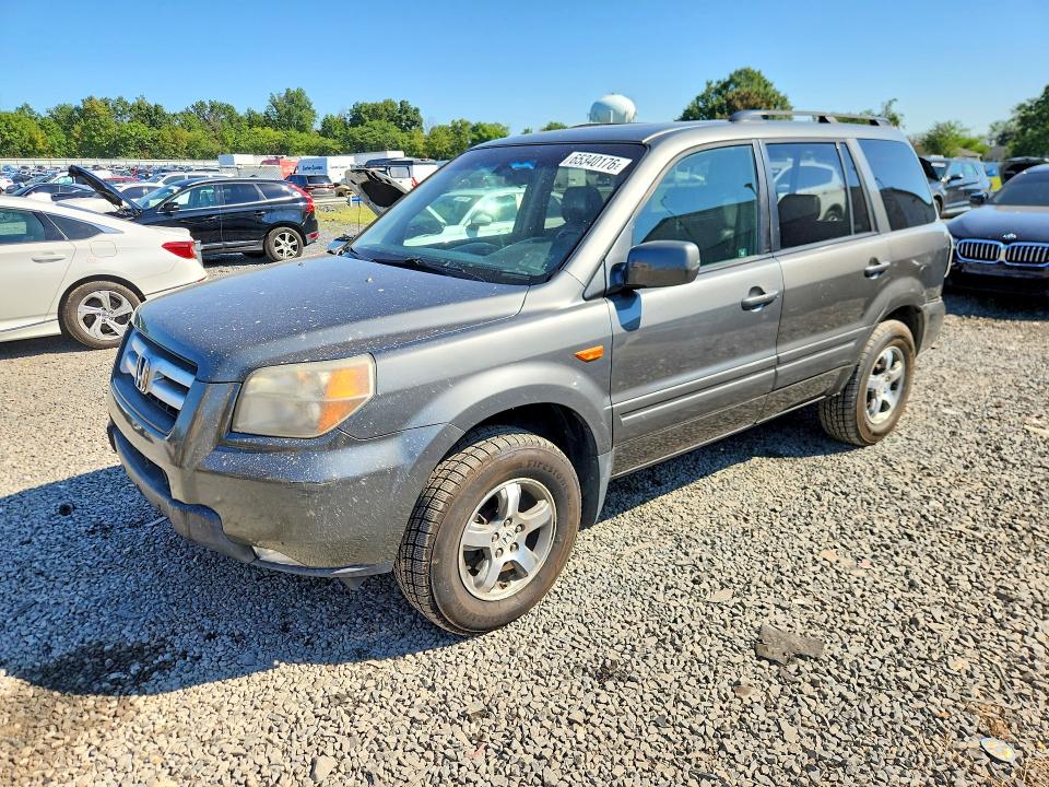 HONDA PILOT 2007 with VIN 5FNYF18567B024158 - Photo from auction