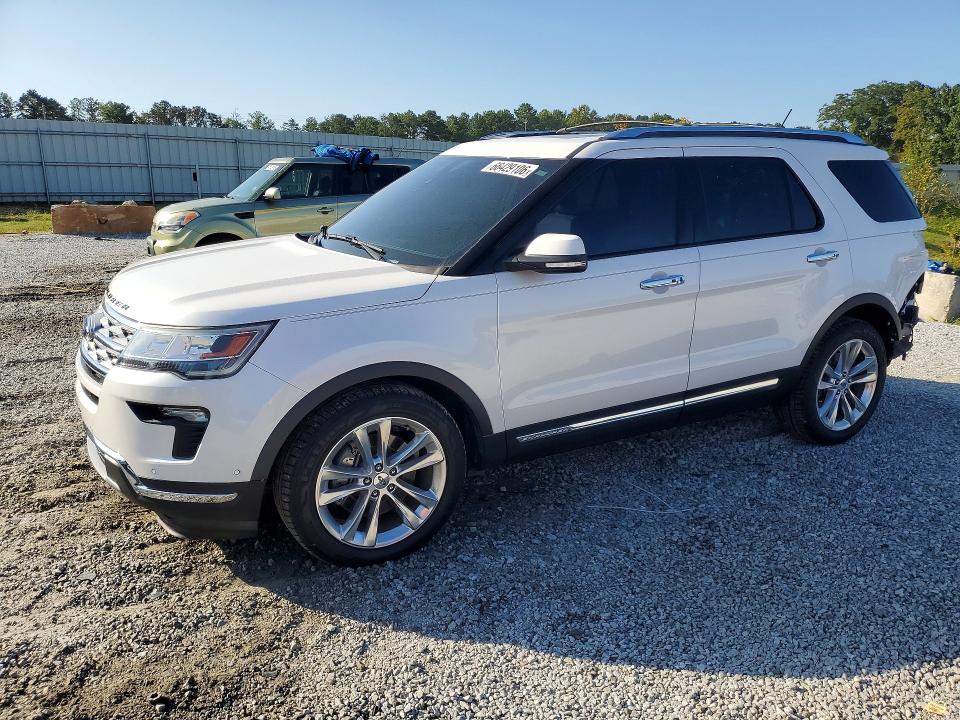 FORD EXPLORER 2018 with VIN 1FM5K7F81JGB51570 - Photo from auction