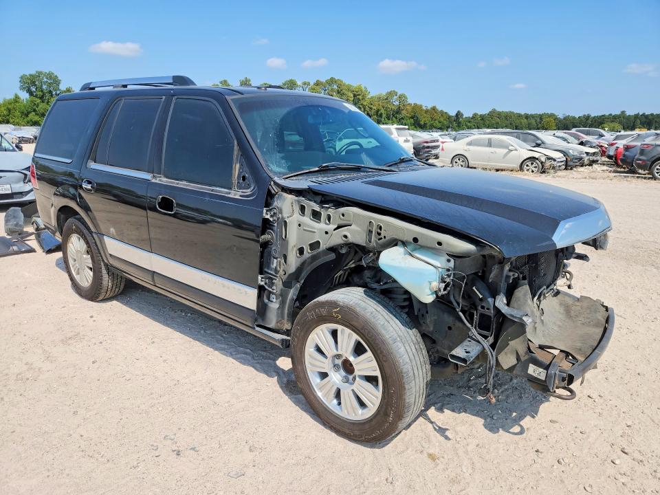 Photo 4 from auction – 2010 LINCOLN NAVIGATOR with VIN 5LMJJ2H54AEJ04338