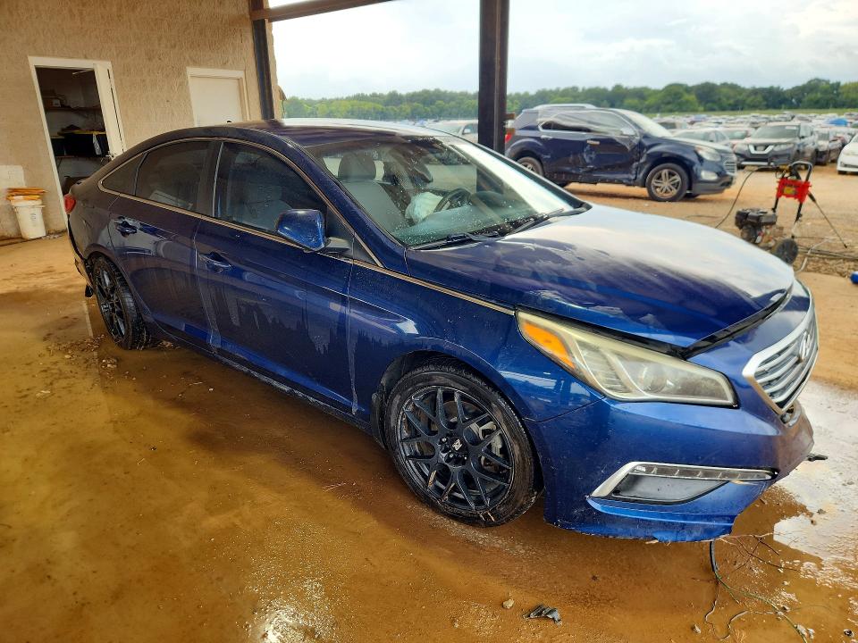 Photo 4 from auction – 2015 HYUNDAI SONATA with VIN 5NPE24AF8FH183847