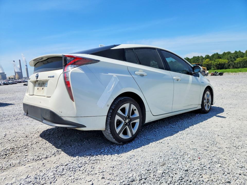 Photo 3 from auction – 2016 TOYOTA PRIUS with VIN JTDKARFU5G3024713