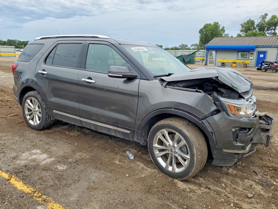 Photo 4 from auction – 2018 FORD EXPLORER with VIN 1FM5K8FH6JGC93516