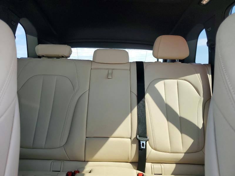Photo 10 from auction – 2021 BMW X5 with VIN 5UXCR6C03M9F26739
