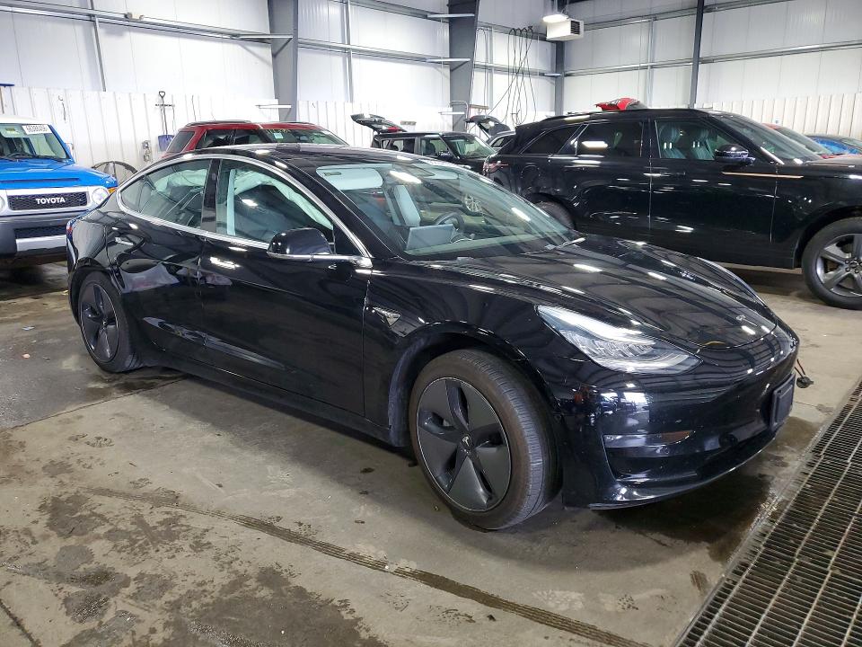 Снимка 4 от търг – 2019 TESLA MODEL 3 с VIN 5YJ3E1EB0KF199070