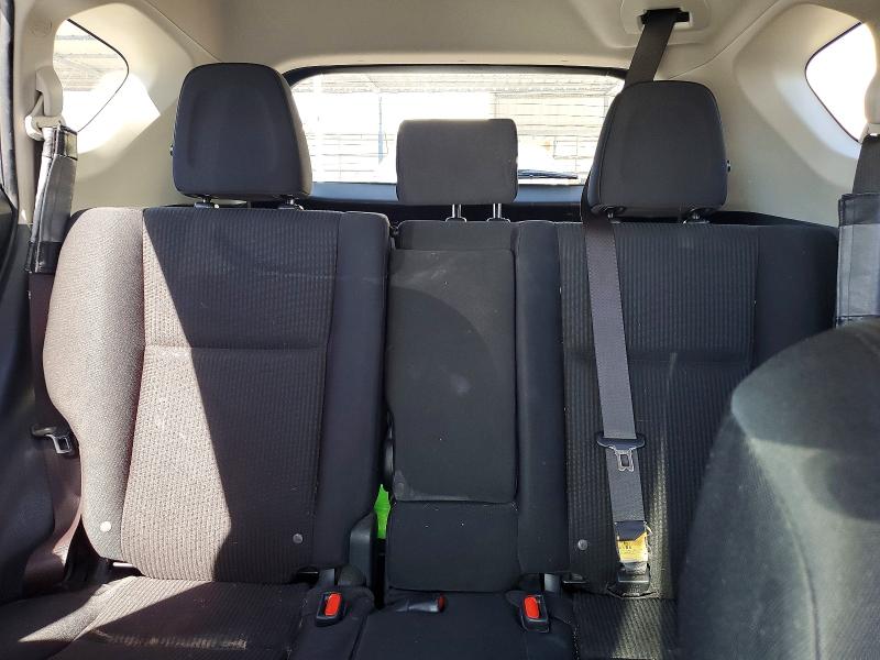 Photo 10 from auction – 2018 TOYOTA RAV4 with VIN JTMZFREV8JJ183125