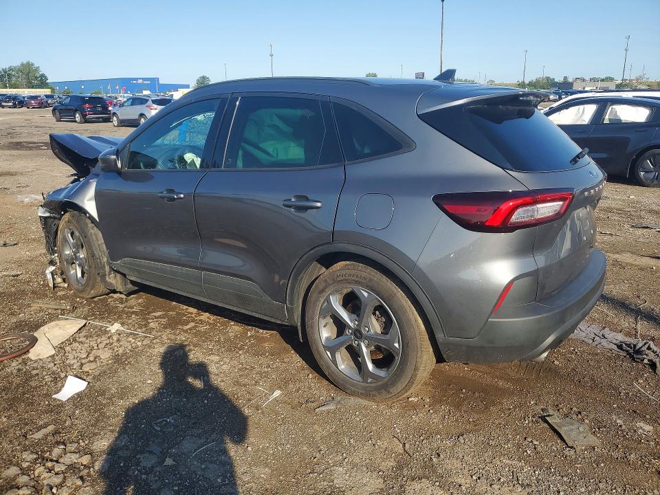 صورة رقم 2 من المزاد - 2025 FORD ESCAPE مع VIN 1FMCU9NZ7SUB13688