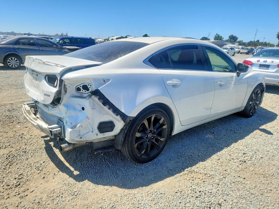 صورة رقم 3 من المزاد - 2015 MAZDA 6 مع VIN JM1GJ1W57F1189947
