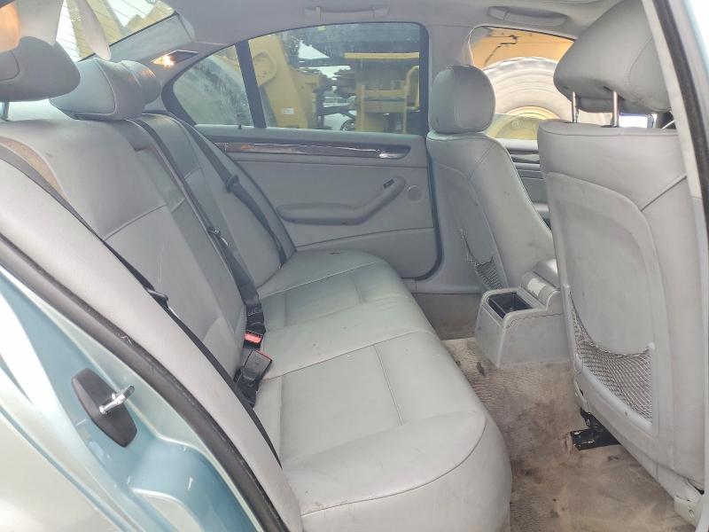 Photo 10 from auction – 2003 BMW 325 with VIN WBAET37483NJ26344
