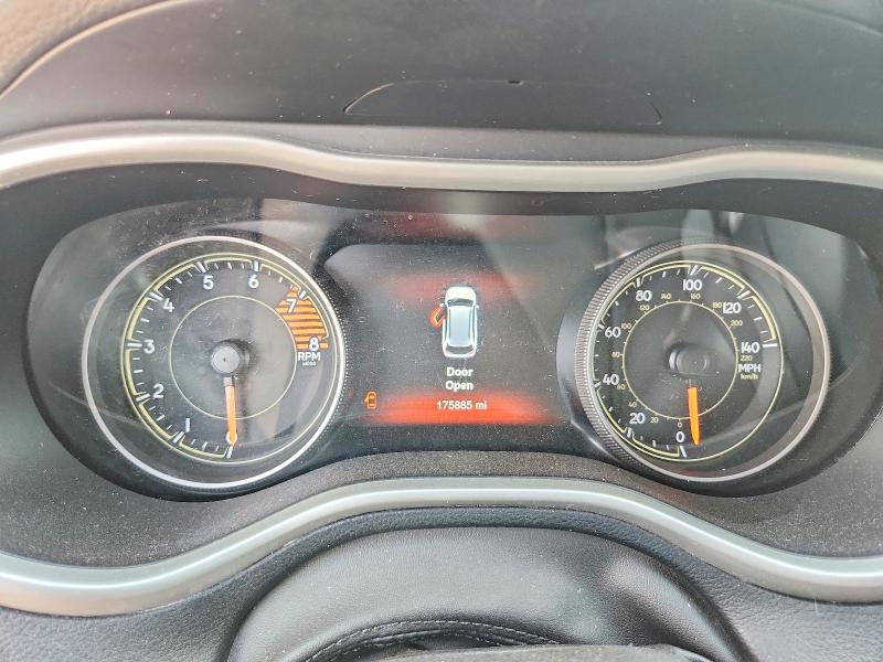 Photo 9 from auction – 2016 JEEP CHEROKEE with VIN 1C4PJMBS4GW323010