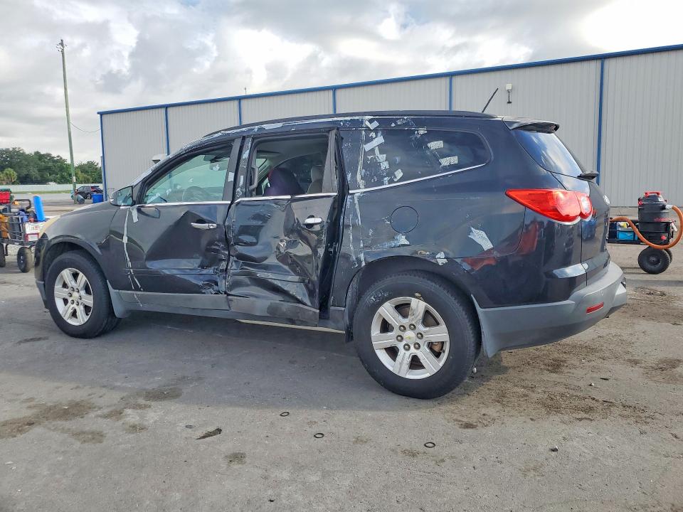 Photo 2 from auction – 2011 CHEVROLET TRAVERSE with VIN 1GNKRJEDXBJ311424