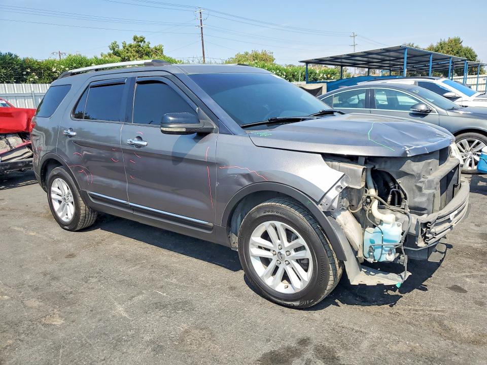 Photo 4 from auction – 2011 FORD EXPLORER with VIN 1FMHK8D85BGA94071