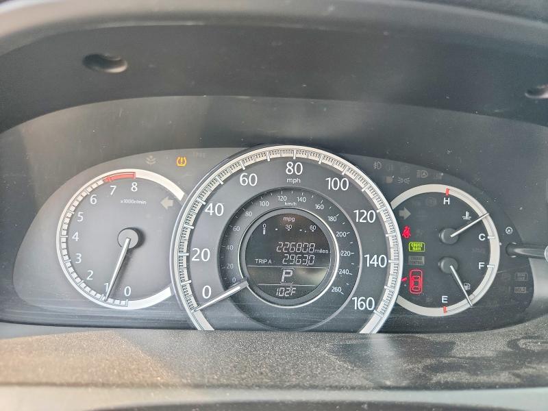 Photo 9 from auction – 2014 HONDA ACCORD with VIN 1HGCR2F83EA169959