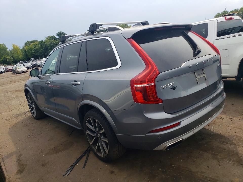 Zdjęcie 2 z aukcji – 2016 VOLVO XC90 z VIN YV4A22PK3G1016938