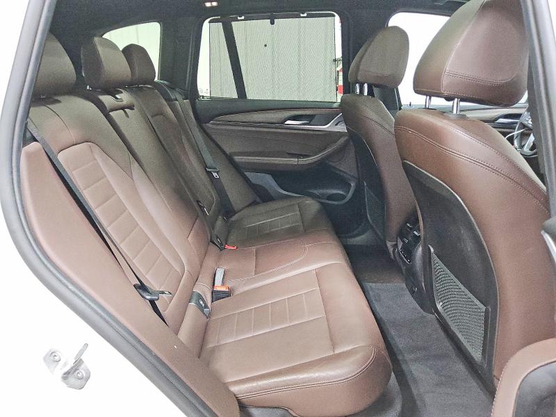 Фото 11 с аукциона – 2018 BMW X3 с VIN 5UXTR9C58JLA13983