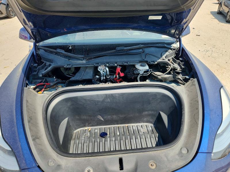 Photo 11 from auction – 2022 TESLA MODEL Y with VIN 7SAYGDEE9NA003806