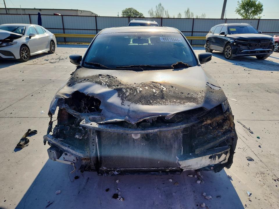 Zdjęcie 5 z aukcji – 2017 ACURA ILX z VIN 19UDE2F36HA015481