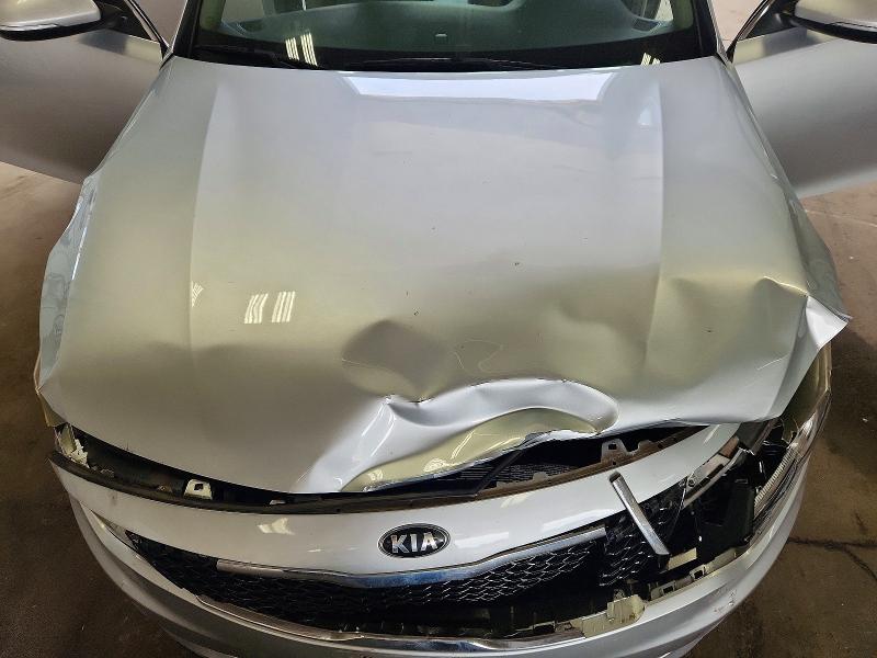صورة رقم 11 من المزاد - 2016 KIA OPTIMA مع VIN 5XXGT4L38GG009153