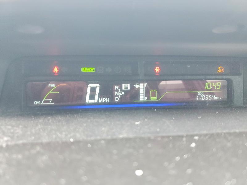 Photo 9 from auction – 2014 TOYOTA PRIUS V with VIN JTDZN3EU2E3316057