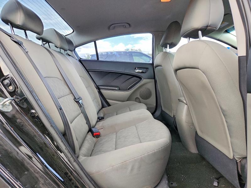 Photo 10 from auction – 2015 KIA FORTE with VIN KNAFK4A63F5342811