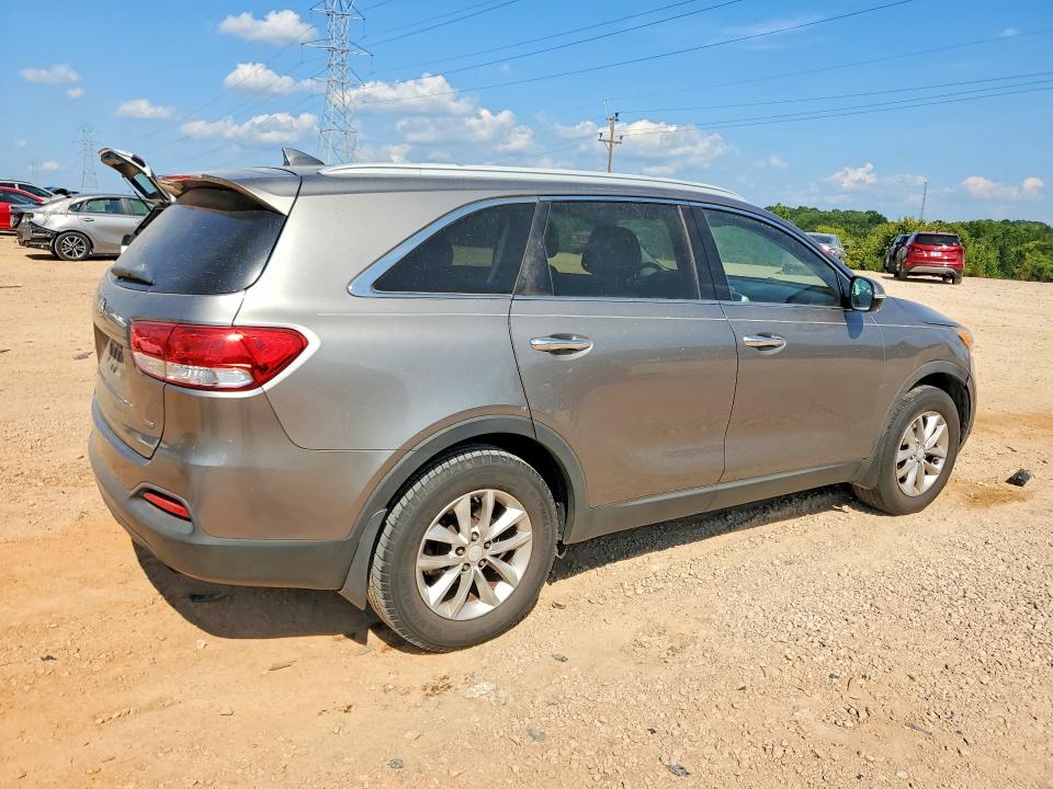 Photo 3 from auction – 2016 KIA SORENTO with VIN 5XYPG4A3XGG167917
