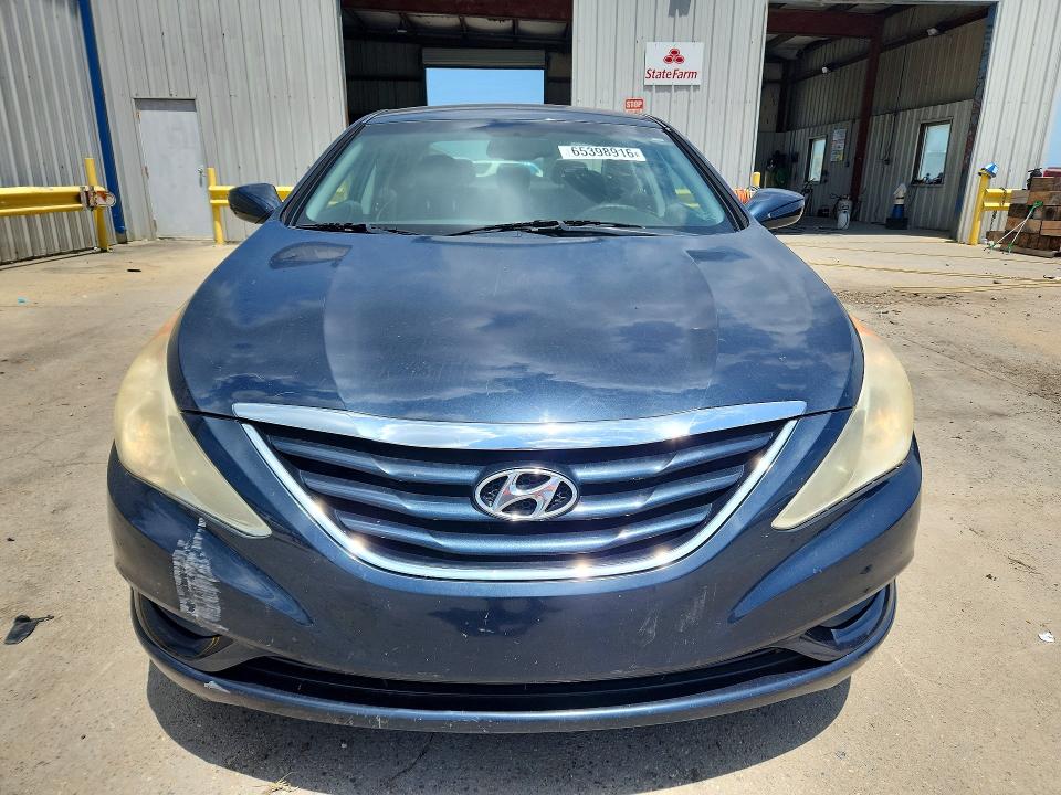 Photo 5 from auction – 2012 HYUNDAI SONATA with VIN 5NPEB4AC0CH349358