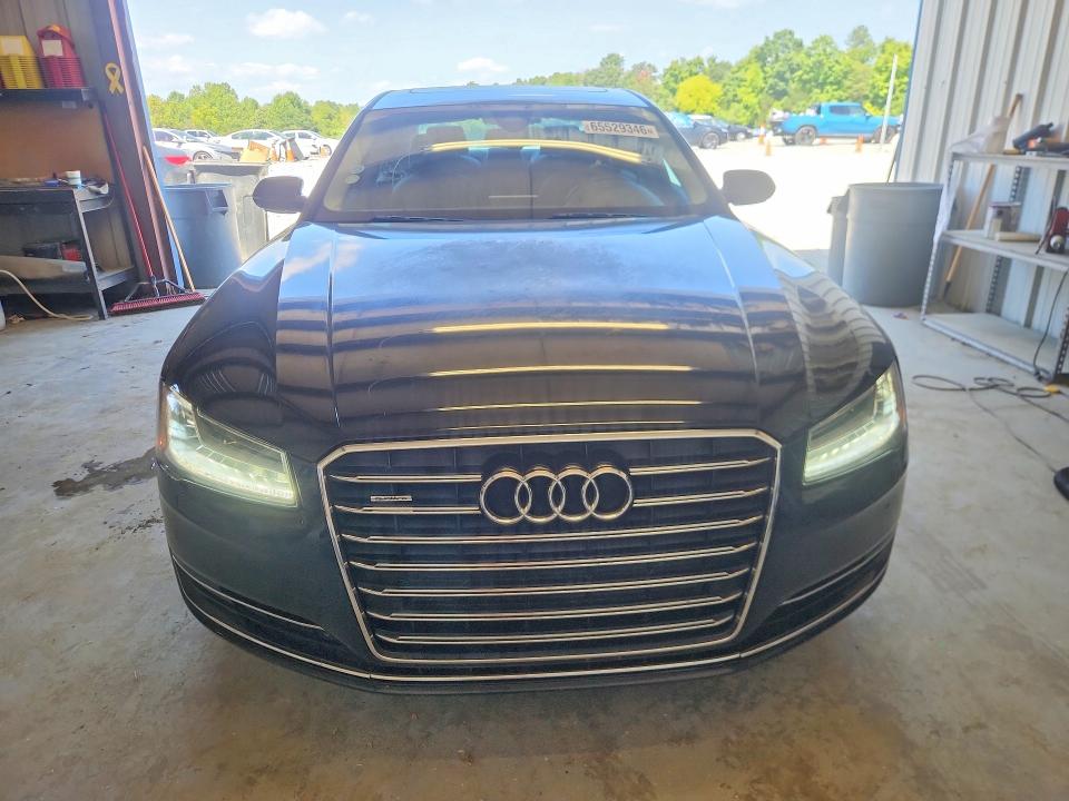 Photo 5 from auction – 2015 AUDI A8 with VIN WAU32AFDXFN026203