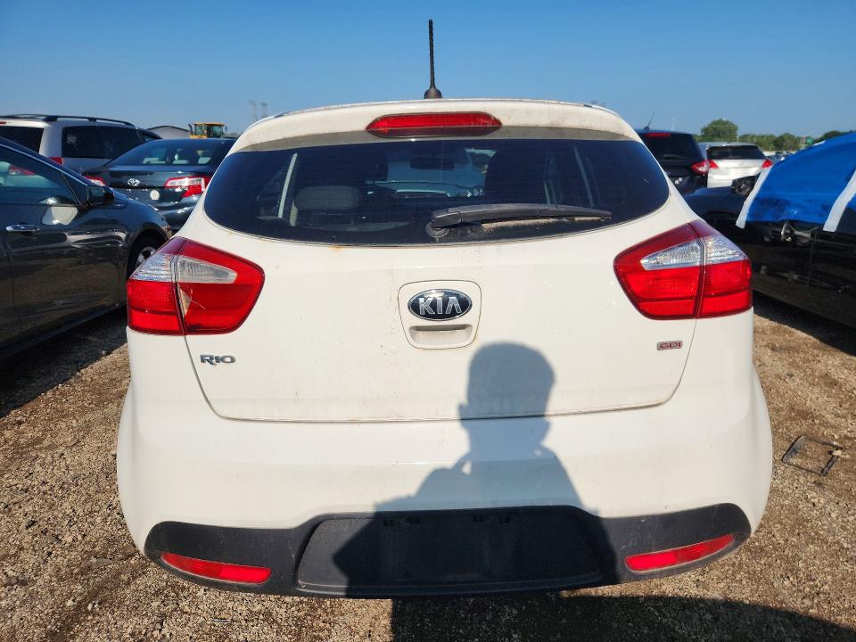 Photo 6 from auction – 2014 KIA RIO with VIN KNADM5A35E6420043
