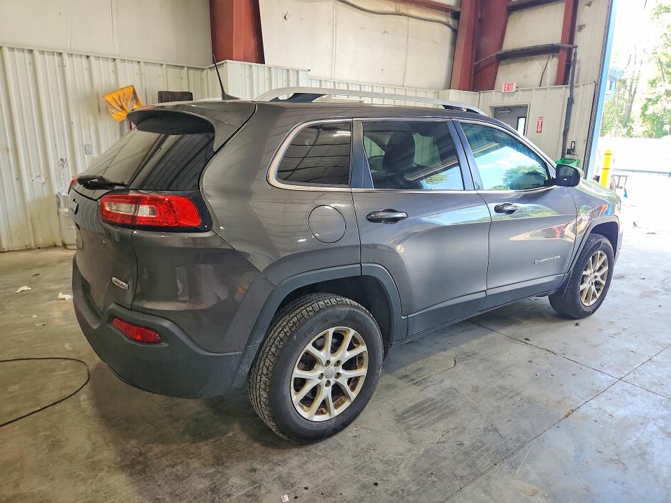 Photo 3 from auction – 2018 JEEP CHEROKEE with VIN 1C4PJMLB3JD512877