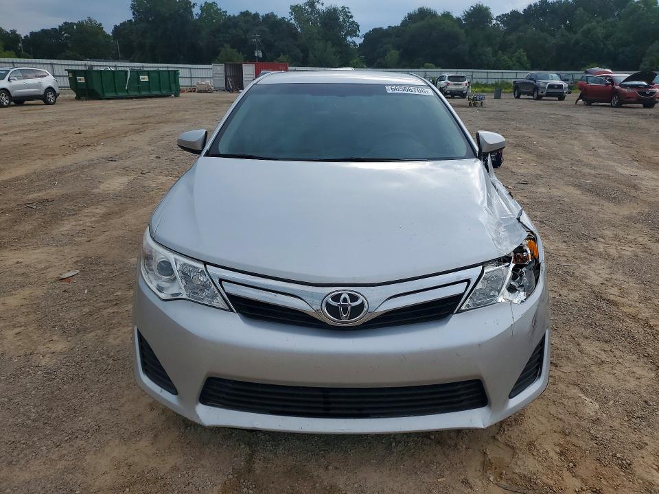 Photo 5 from auction – 2014 TOYOTA CAMRY with VIN 4T1BF1FK3EU451828