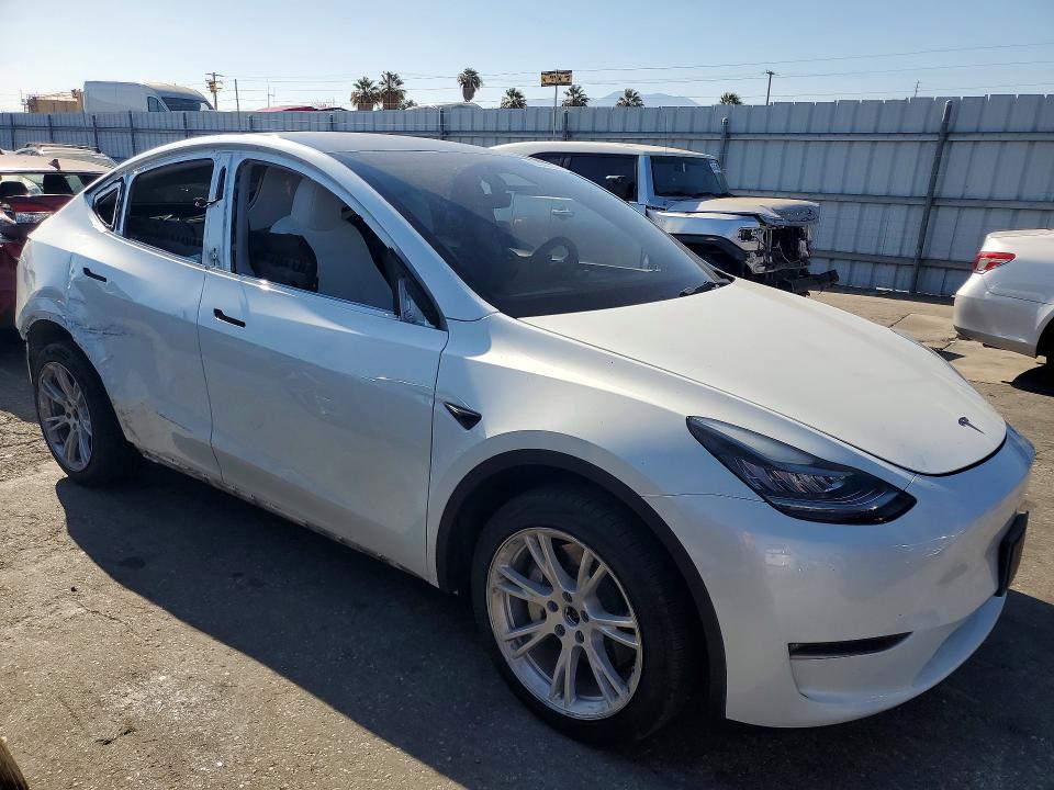 Photo 4 from auction – 2023 TESLA MODEL Y with VIN 7SAYGDEEXPA153779