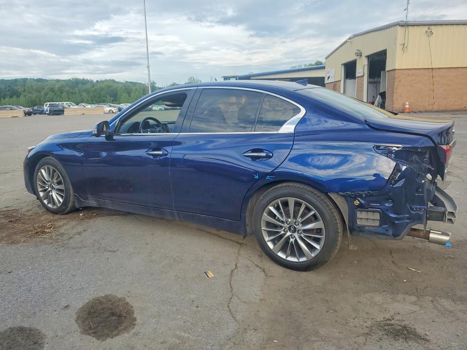 Photo 2 from auction – 2022 INFINITI Q50 with VIN JN1EV7BR4NM341478
